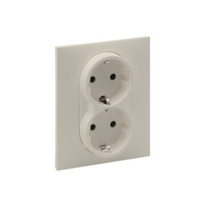 SUNO Силовая розетка двойная 2х2К+З 16А 250В. С з/ш. б/з Цвет "Слоновая кость" Legrand E-PRO