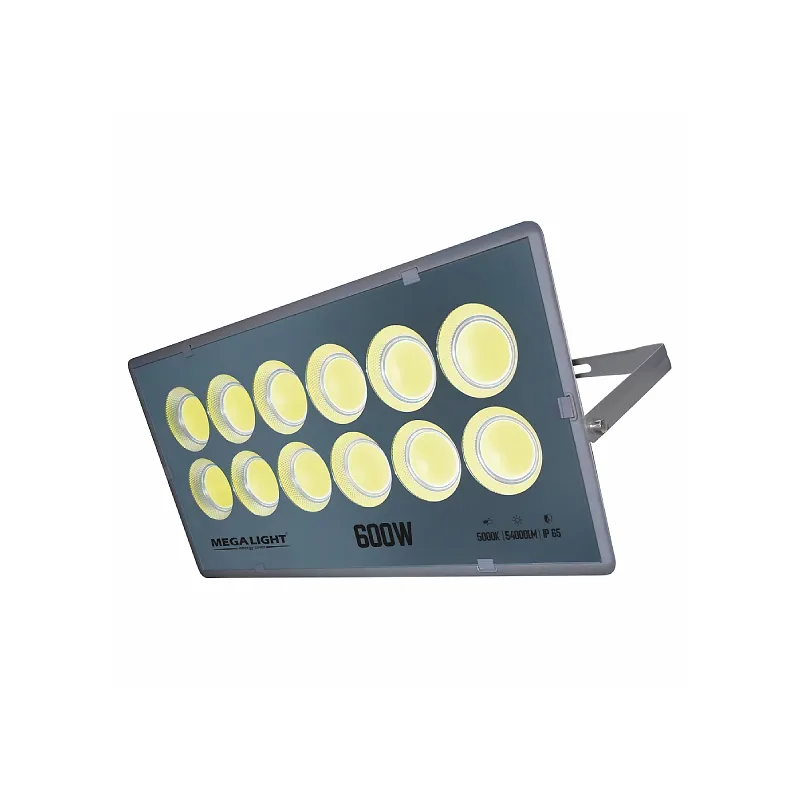 Новинка: LED ПРОЖЕКТОР ARENA MEGALIGHT и LED ПРОЖЕКТОР ULTRA MEGALIGHT