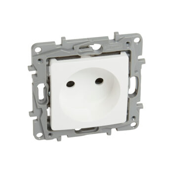 NILOE Розетка 2К с защитными шторками 16А, винтовые зажимы Белый Legrand E-PRO