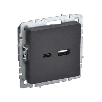 Роз. с з/к с з/ш 16А с USB A+C 18Вт б/рамки "BRITE" черный (1/80)