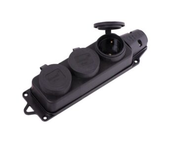 Розетка наруж. уст-ки 3-ая с заглушками 2Р+РЕ 1Х16А 220-240В (каучук) 106-0400-0101 (36)