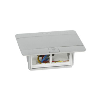 Выдвижной розеточный блок - неукомплектованный - IP 40 - 4 модуля - алюминий Legrand E-PRO